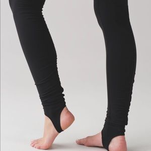 Lululemon wunder under hi rise stirrup